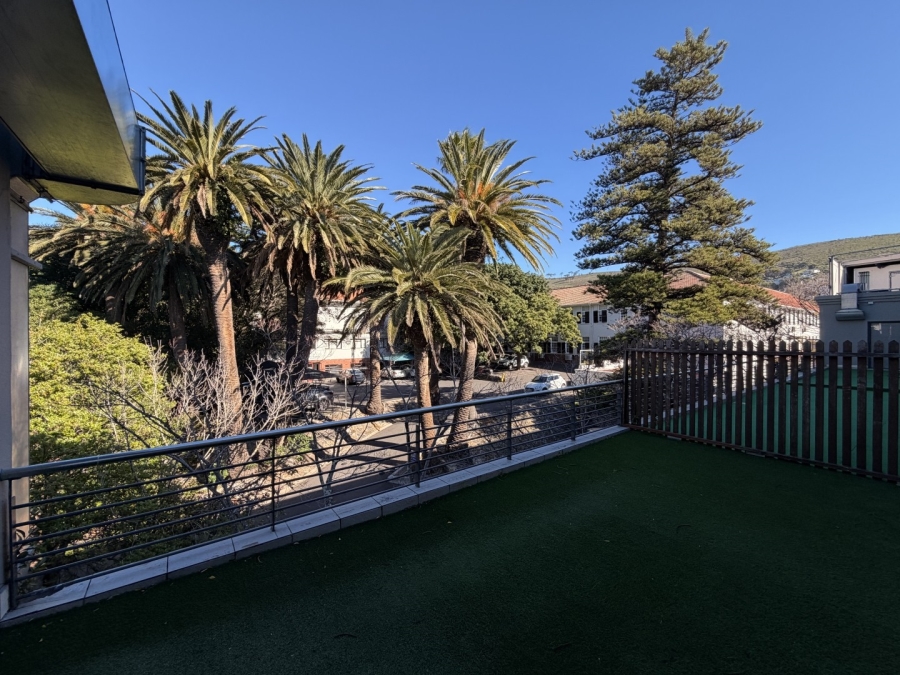 To Let Commercial Property for Rent in Gardens Western Cape